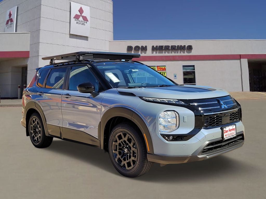2026 Mitsubishi Outlander Trail Edition in Moonstone Gray Metallic — front three-quarter view