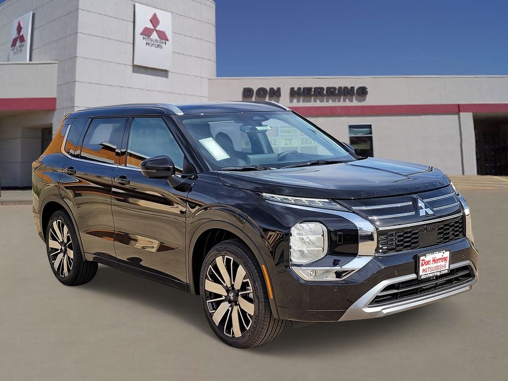 2026 Mitsubishi Outlander SEL in Labrador Black Pearl — front three-quarter view