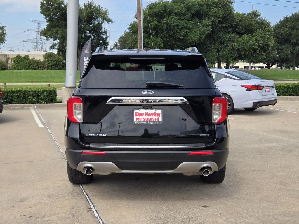 2021 Ford Explorer — interior view