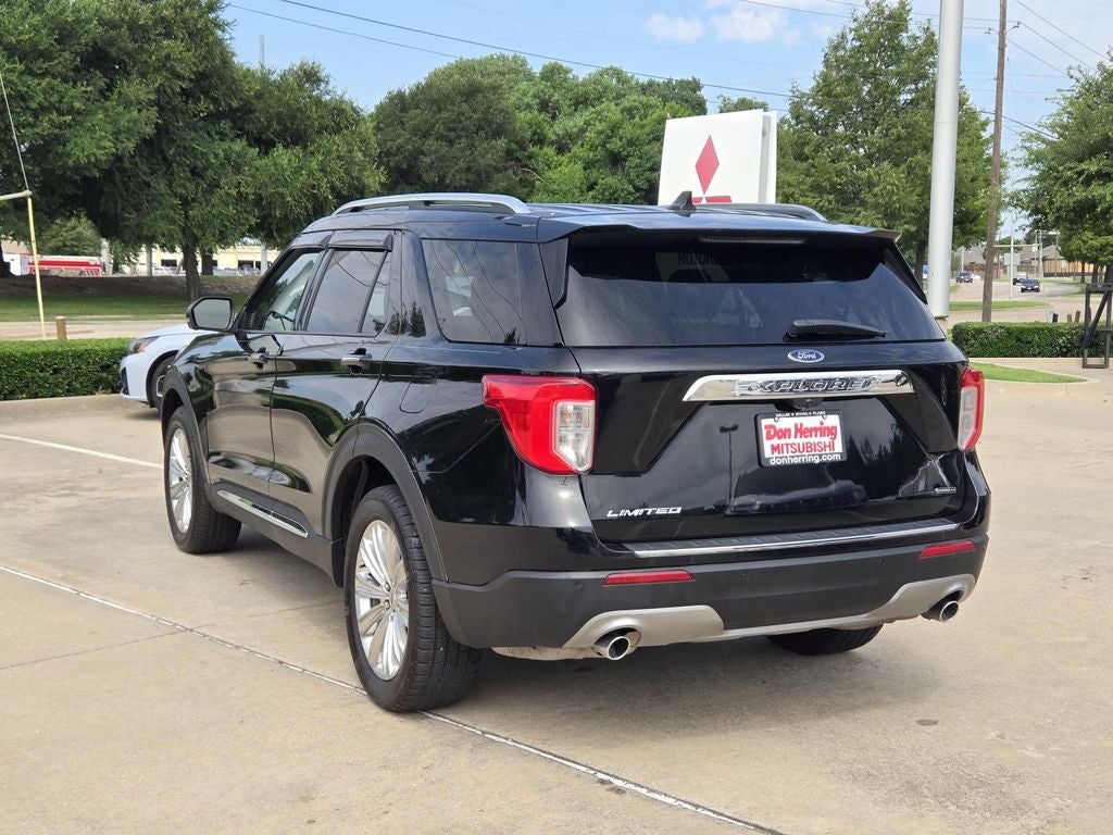 2021 Ford Explorer — detail view
