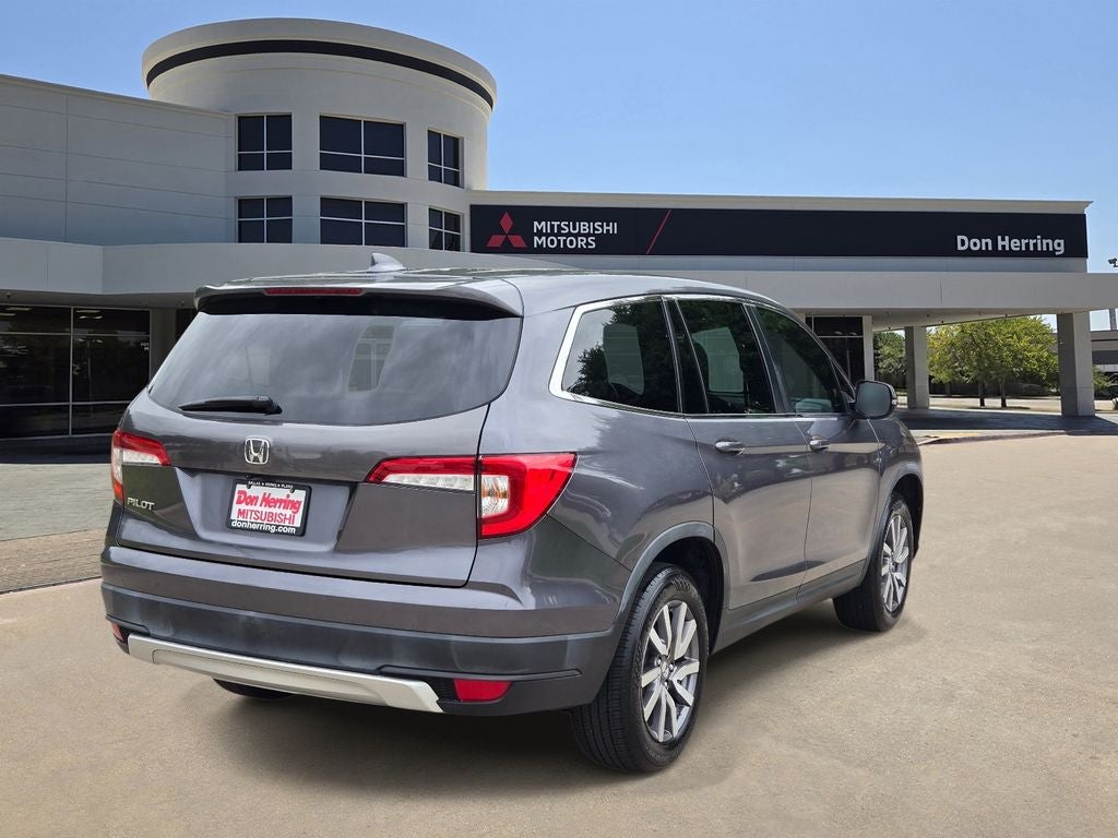 2022 Honda Pilot — rear three-quarter view