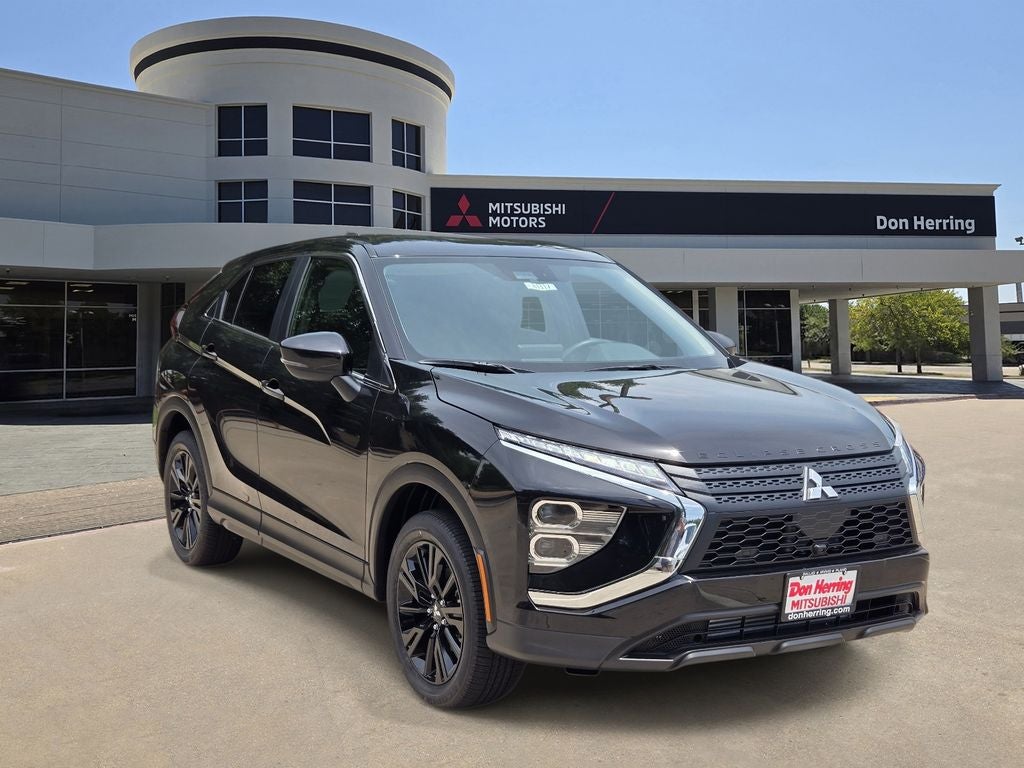 2026 Mitsubishi Eclipse Cross LE in Labrador Black Pearl — front three-quarter view