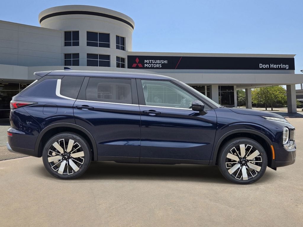 2026 Mitsubishi Outlander — rear three-quarter view