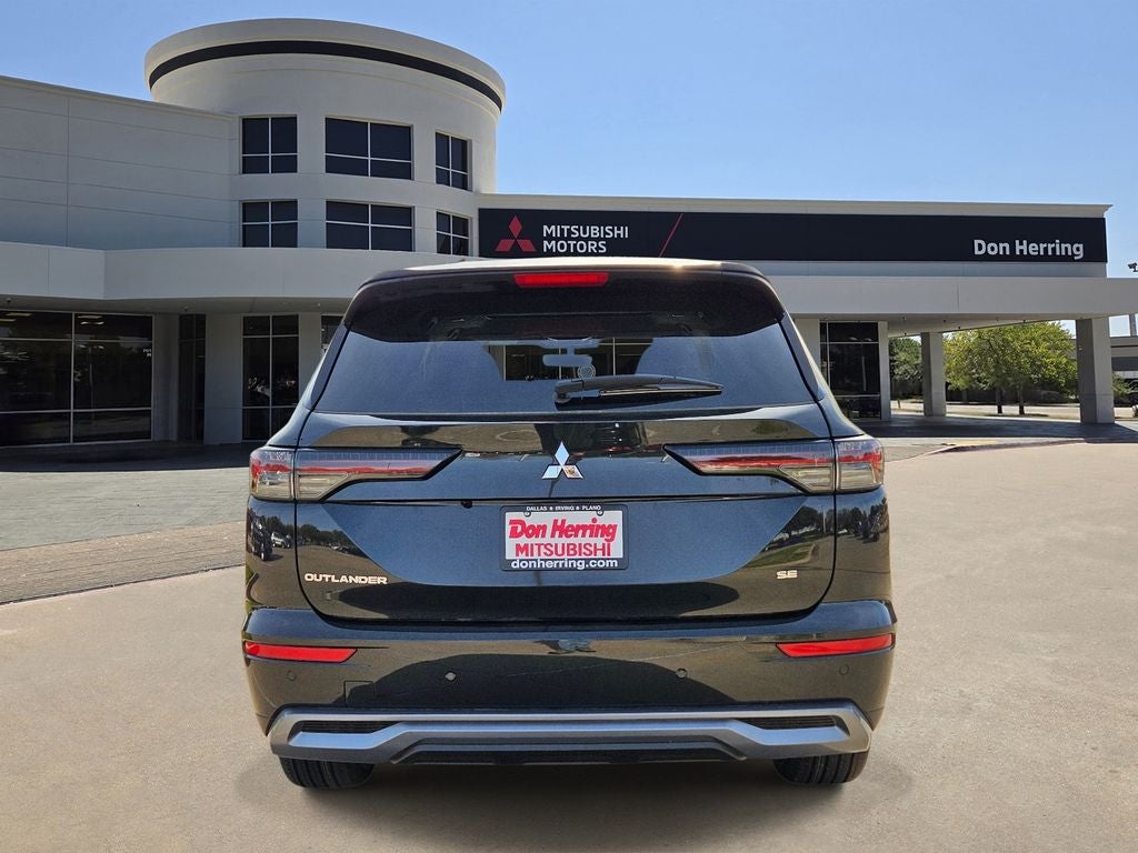 2026 Mitsubishi Outlander — rear three-quarter view
