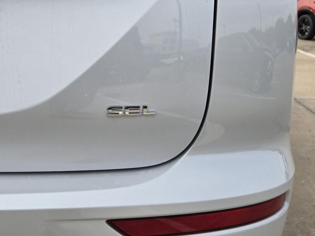 2026 Mitsubishi Outlander — detail view